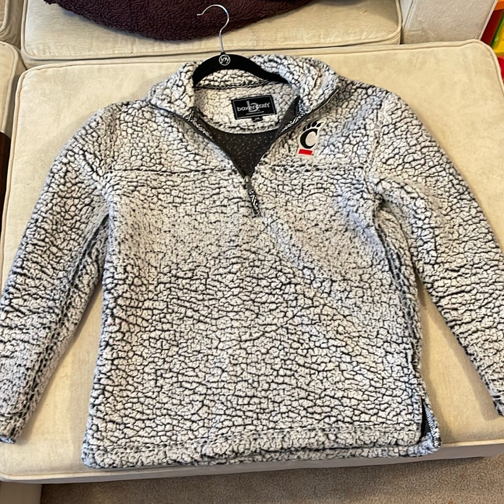 Women’s gray 1/3 zip University of Cincinnati sweater size XS Small